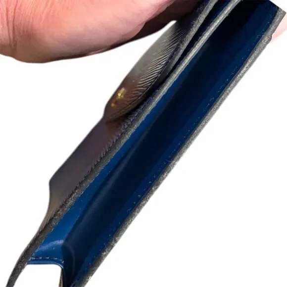 Louis Vuitton Blue Epi Leather Clutch - Picture 6 of 7